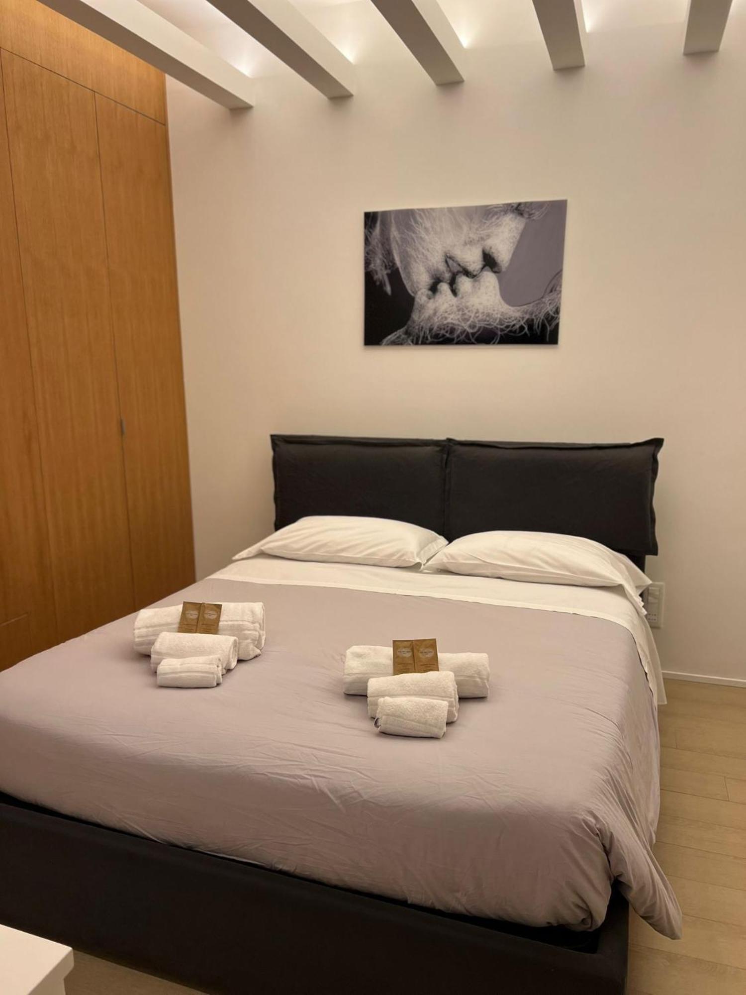 Lux Apartment In Historical Center Of Palermo Ngoại thất bức ảnh
